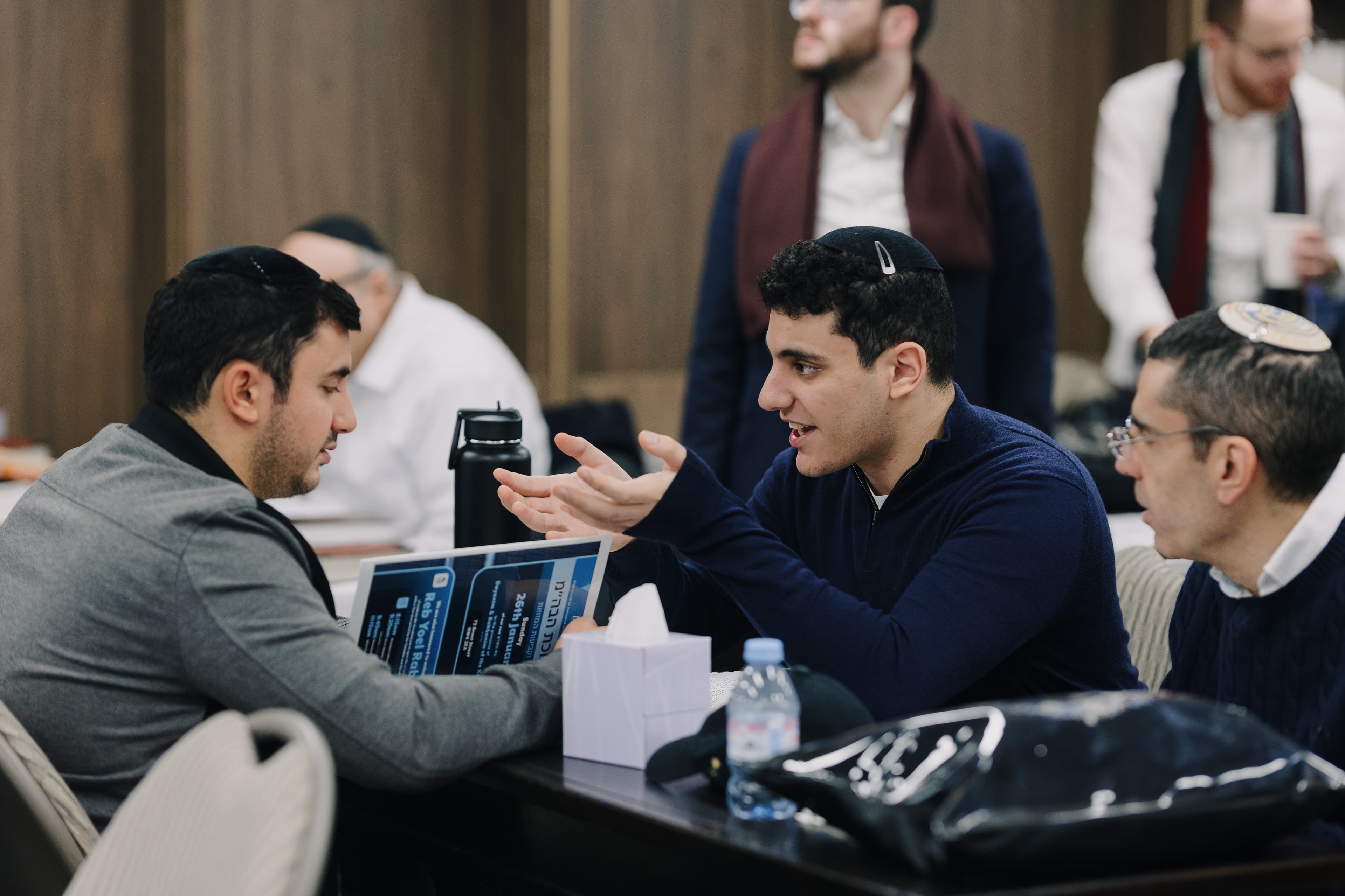 Chavrusas learning together